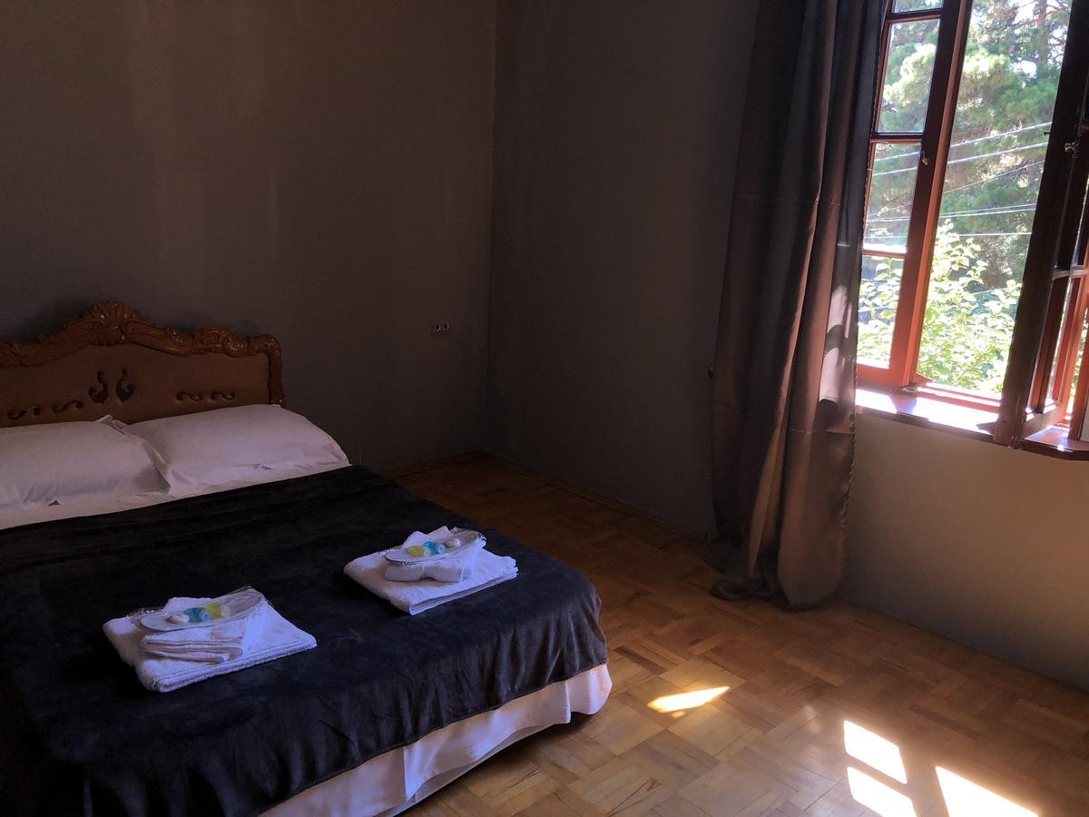 Lucky Family Hotel Tiflis Dış mekan fotoğraf