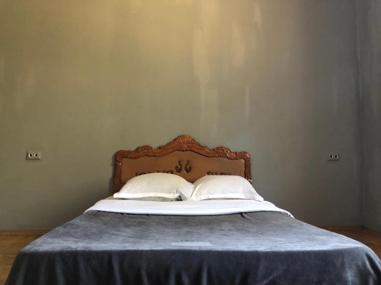 Lucky Family Hotel Tiflis Dış mekan fotoğraf