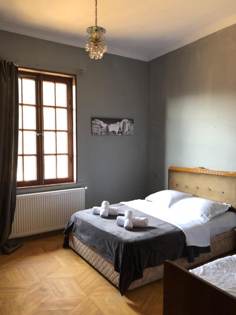 Lucky Family Hotel Tiflis Dış mekan fotoğraf