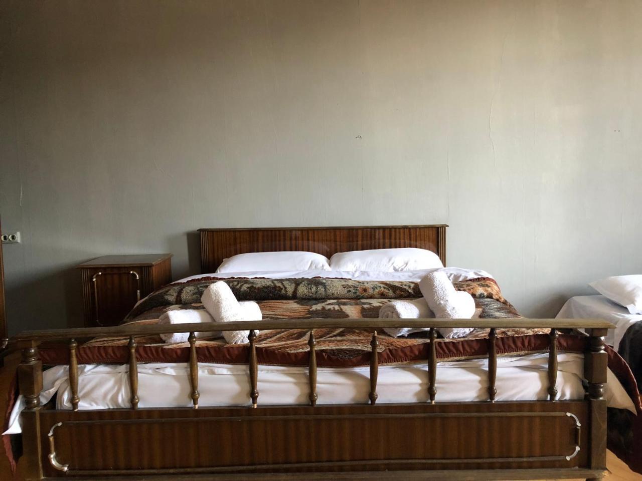 Lucky Family Hotel Tiflis Dış mekan fotoğraf