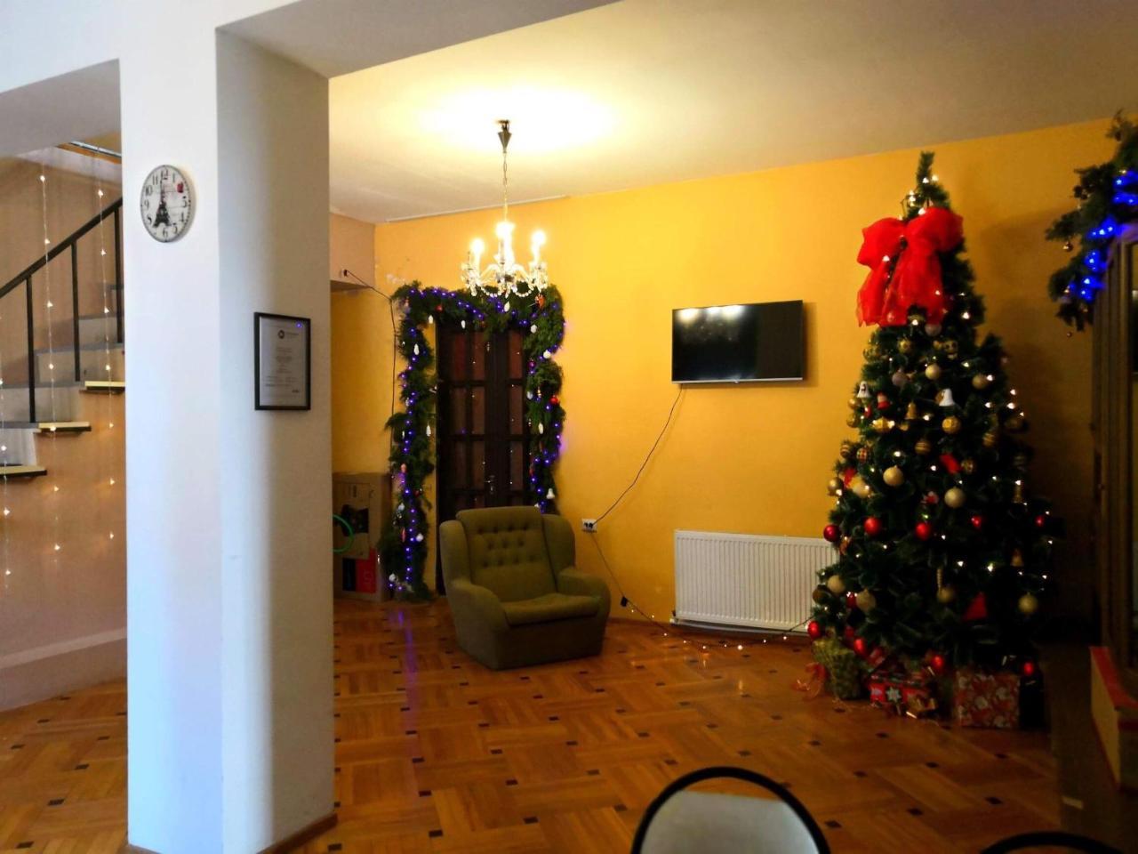 Lucky Family Hotel Tiflis Dış mekan fotoğraf