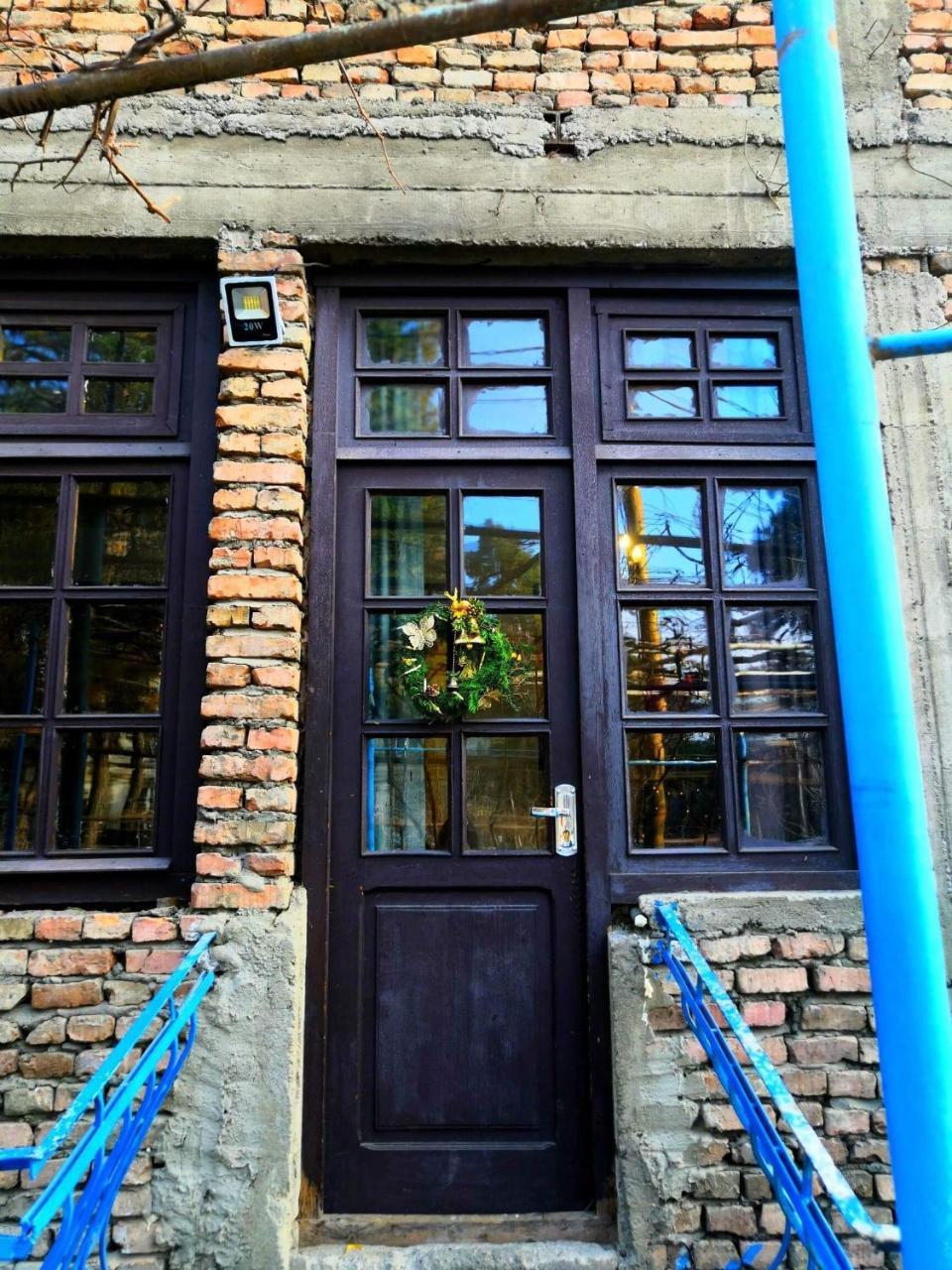 Lucky Family Hotel Tiflis Dış mekan fotoğraf