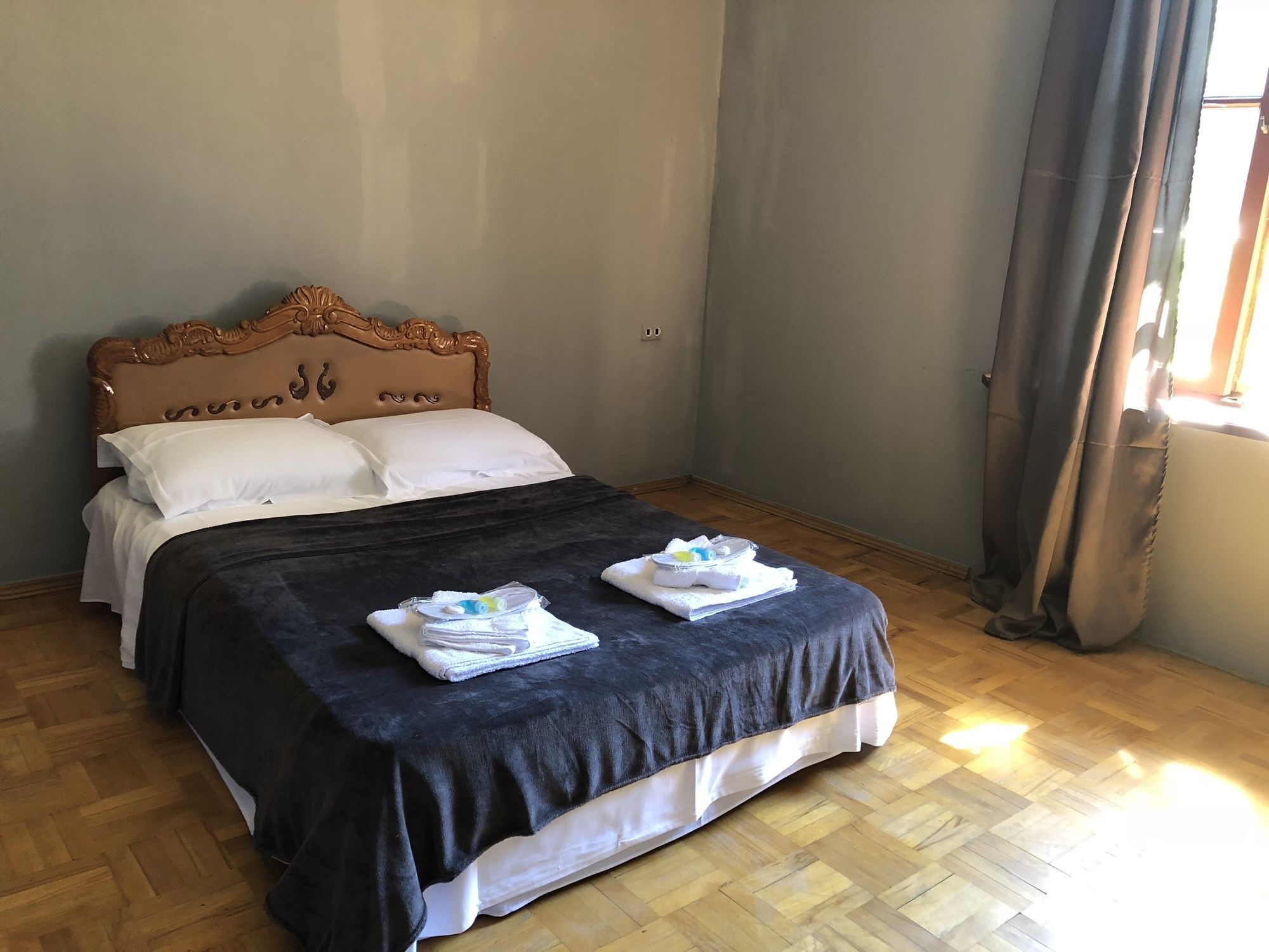 Lucky Family Hotel Tiflis Dış mekan fotoğraf