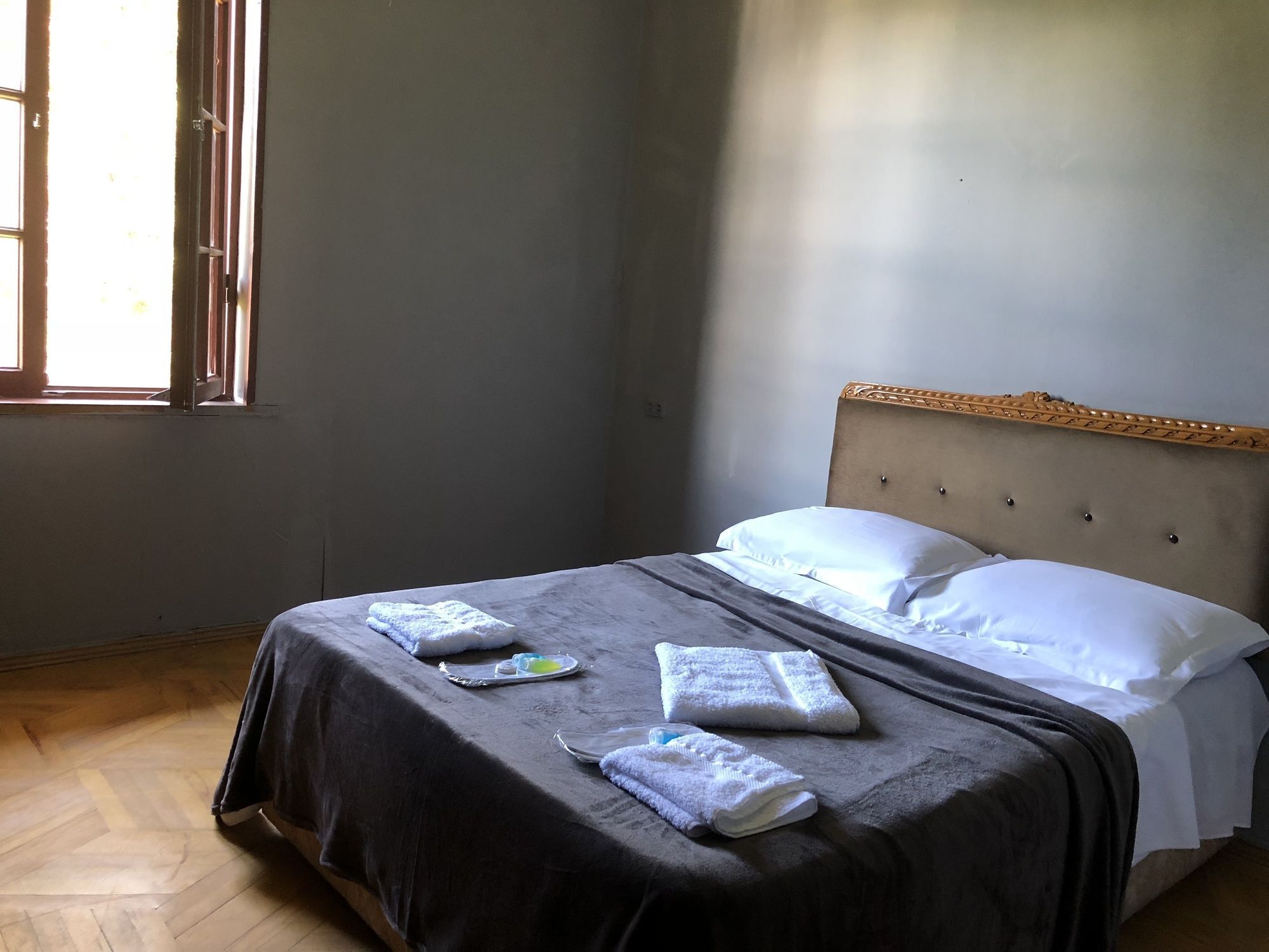 Lucky Family Hotel Tiflis Dış mekan fotoğraf